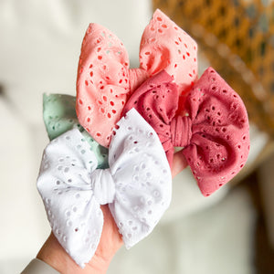 April 2023 Bow Box - white, coral pink and mint bow